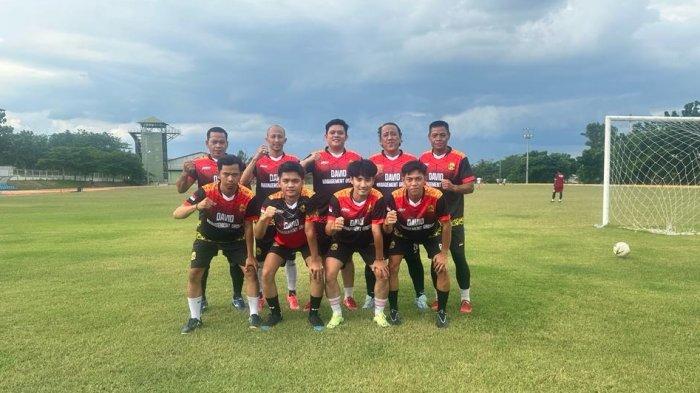 Tim Liga 3 David FC menggelar latihan di homebasenya Stadion Letjen Harun Sohar Jasdam II Sriwijaya Palembang jelang menantang Sriwijaya FC.