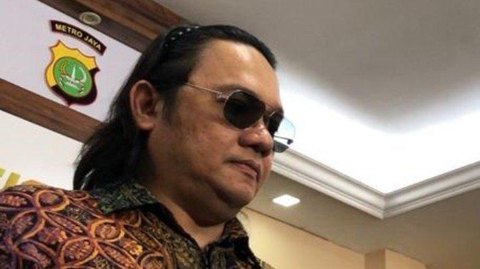 Farhat Abbas ketika beradai di Polres Metro Jakarta Selatan, Kamis (7/11/2024).