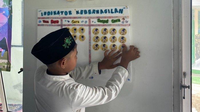 Kegiatan bertema Menggembirakan dan Memuliakan Anak Yatim Kolaborasi Glow As One dan KPP dilangsungkan di SMP Muhammadiyah 1 Jetis, Minggu (08/12/2024) pada pukul 09.00 WIB. (handout)