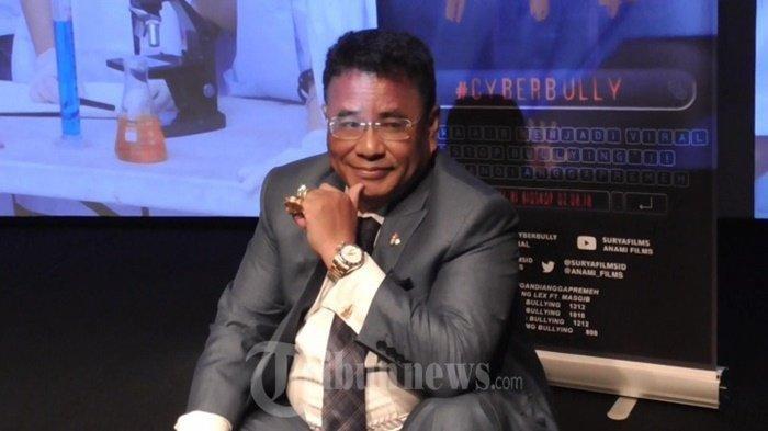 HOTMAN OGAH DAMAI - Pengacara ternama, Hotman Paris Hutapea. Foto diambil saat Hotman Paris memberikan keterangan mengenai dukungannya untuk film yang mensosialiasasikan antibully di bioskop, Jalan Asia Afrika, Jakarta Selatan, Minggu (8/7/2018). Hotman Paris tegas tak mau damai dengan Razman Nasution
