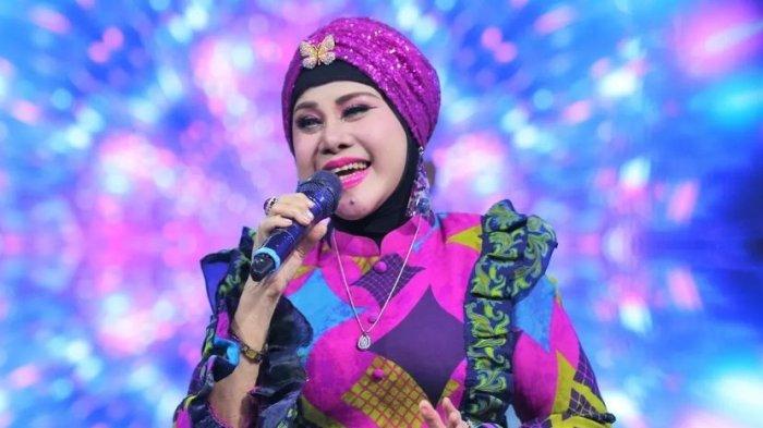 Lirik lagu Mimpi Terindah - Elvy Sukaesih.