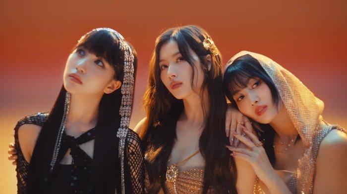 Mina, Sana dan Momo MISAMO, unit baru TWICE Jepang dalam MV lagu 