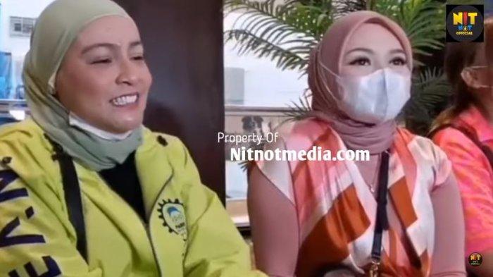 Nathalie Holcscher bersama Astrid Kuya pada kanal YouTube Nitnot, Jumat (24/6/2022). 