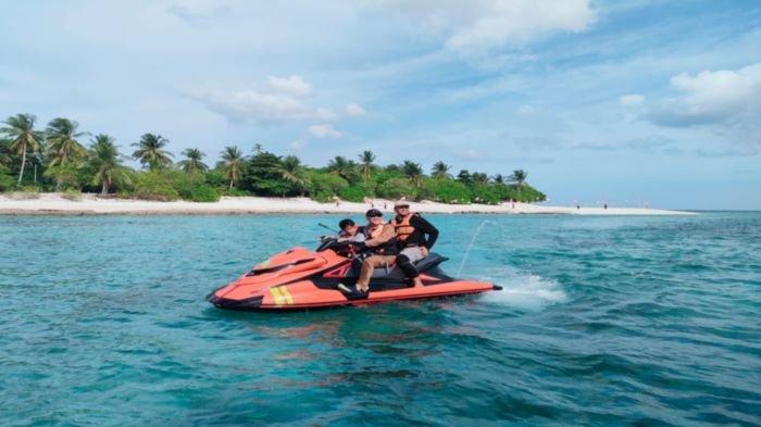 Objek Wisata Pantai Padang Melang di Kepulauan Riau