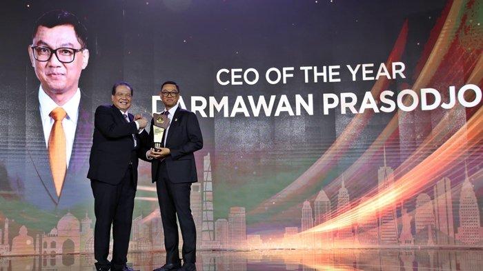Di bawah kepemimpinan Direktur Utama PLN Darmawan Prasodjo, PLN berhasil meraih 779 penghargaan dalam berbagai kategori.