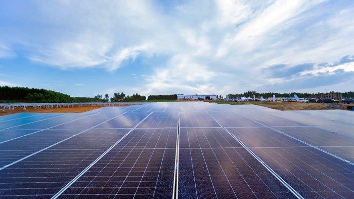 Direktur Utama PLN Darmawan Prasodjo menyampaikan PLN telah merancang sistem kelistrikan untuk IKN Nusantara menjadi kota hijau yang listriknya berbasis pada energi baru dan terbarukan (EBT).