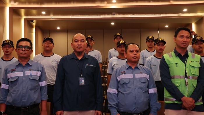PELATIHAN -  PT Bukit Asam Tbk (PTBA) kembali menunjukkan komitmennya dalam pemberdayaan masyarakat dan pengembangan sumber daya manusia lokal melalui Program Pelatihan Basic Mechanical Course (BMC) yang sukses diselenggarakan di Auditorium Gedung Utama Bukit Asam.