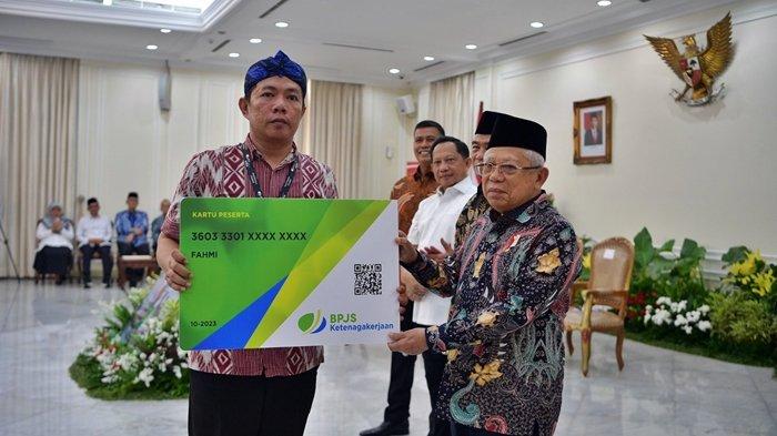 Penganugerahan Paritrana Award di Istana Wakil Presiden, Jumat (20/10/2023).