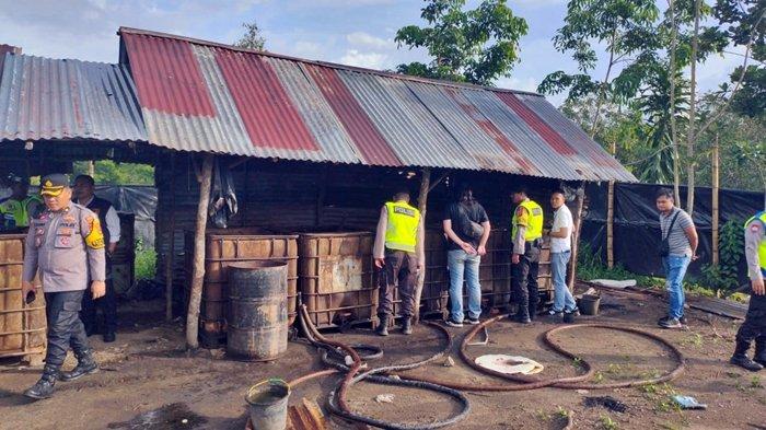Polres Muara Enim bersama Ditreskrimsus Polda Sumsel, Subdenpom, dan Sat Pol-PP melakukan penindakan terhadap lima gudang BBM ilegal di Kecamatan Gelumbang, Kabupaten Muara Enim, Senin (29/1/2024)