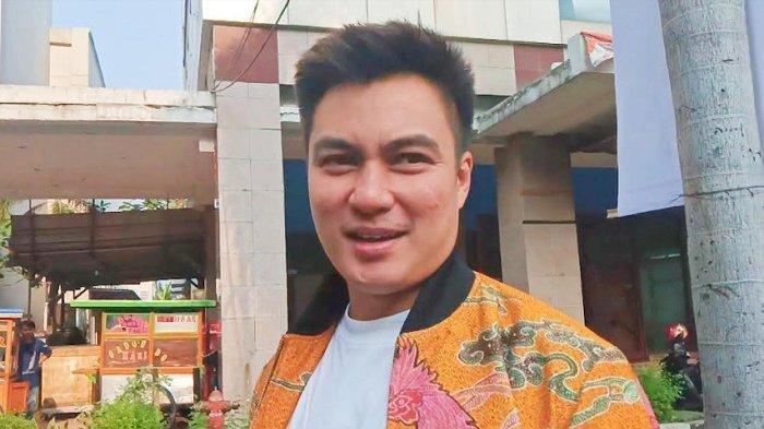 RUMAH BAIM PAULA - Baim Wong ketika ditemui di kawasan Kuningan, Jakarta Selatan, Jumat sore. Detik-detik rumah Baim Wong dan Paula Verhoeven diperiksa PA Jaksel