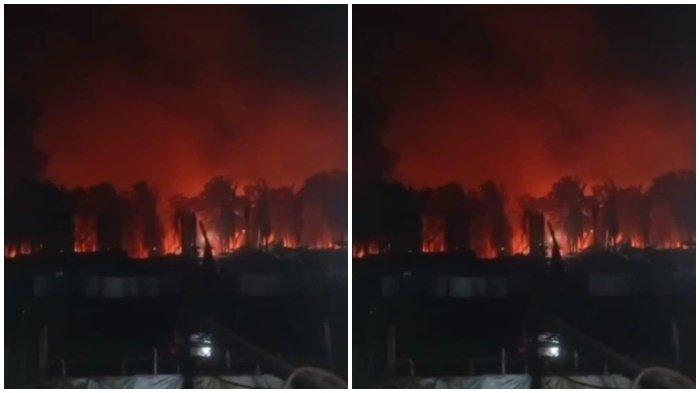 SUMUR MINYAK TERBAKAR- Sebuah sumur minyak ilegal di kawasan Pintu Air 4, Perkebunan PT Hindoli, Kecamatan Keluang, Kabupaten Musi Banyuasin (Muba) terbakar hebat pada, Rabu malam (16/4/2025).