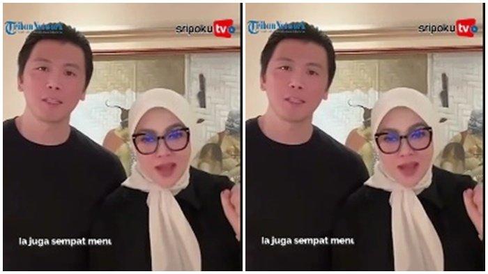 Diketahui Princess R lahir pada 1 Agustus 2024 dan kini Syahrini memamerkan momen Reino Barack merekam wajah sang anak.