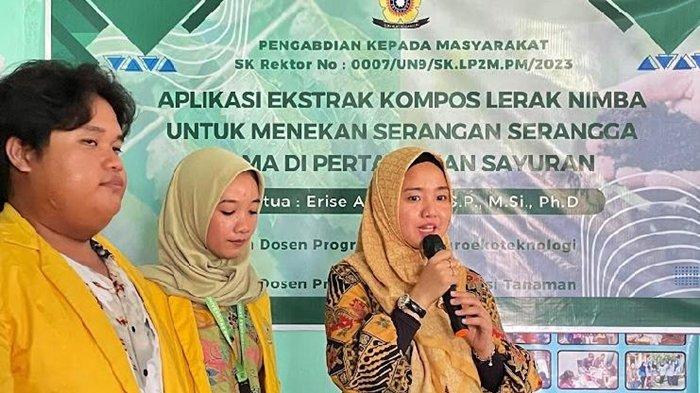 Tim pengabdian Universtitas Sriwijaya melakukan program pengabdian masyarakat di Desa Permata Baru, Kecamatan Indralaya Utara, Kabupaten Ogan Ilir, Sumatera Selatan (Sumsel) pada Jumat (8/9/2023).