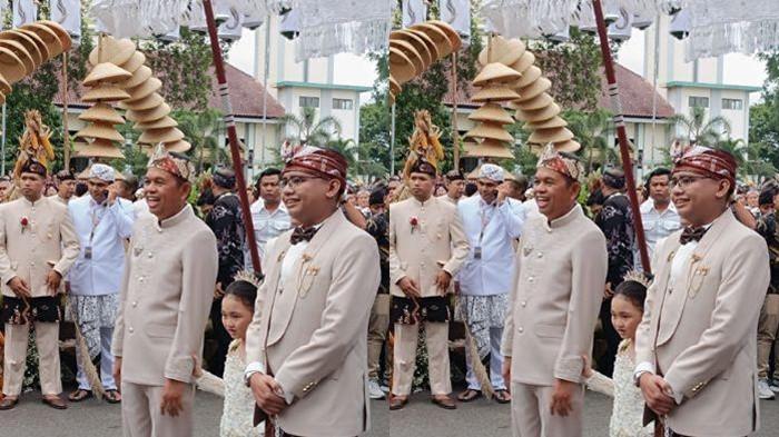 MENIKAH - Wakil Bupati Garut Putri Karlina sah menjadi istri dari anak Gubernur Jawa Barat Dedi Mulyadi, Maula Akbar yang digelar hari ini, Rabu (16/7/2025) pukul 13.00 WIB, di Kawasan Pendopo Garut, Jawa Barat. 