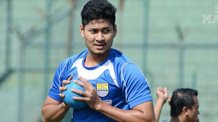 Abdul Rahman waktu berseragam Persib Bandung.