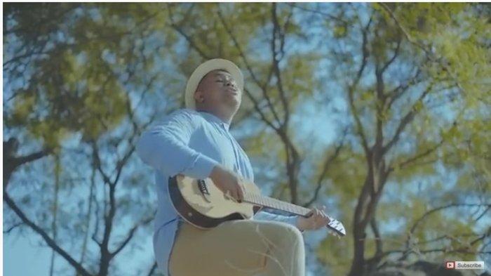Kunci Gitar Fm - Lagu Nyaman Yang Ku Pilih by Mahen