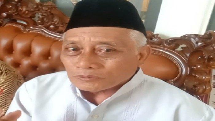 Suradi ayah mendiang Dio Suharyadi petugas damkar OKU yang gugur saat bertugas memadamkan kebakaran, Jumat (1/12/2023)