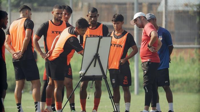 diskusi bareng pemain