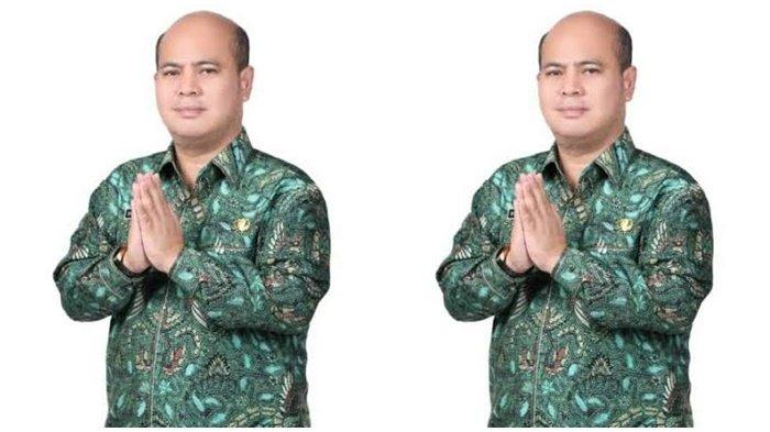 dr Dedy Damhudy direktur RSUD Martapura. Buntut viral video jenazah pasien diangkut menggunakan mobil pickup direktur RSUD Martapura resmi mengundurkan diri, Selasa (8/4/2025). Sebagai bentuk tanggung jawab moral atas kelalaian yang terjadi di bawah kepemimpinan dr Dedy.