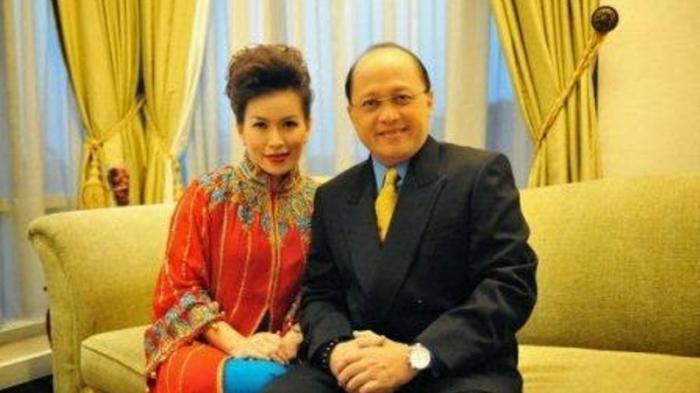 Linna Teguh dan suaminya, Mario Teguh.