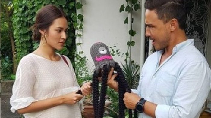 Raisa Andriana dan Hamish Daud.