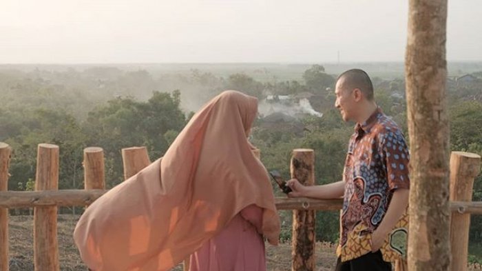 Romantisnya Alasan Ustaz Felix Siauw, saat Pilih Ummu Alila sebagai