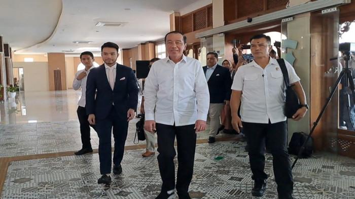 SITA IJAZAH - Presiden ke-7 Joko Widodo (Jokowi) menjalani pemeriksaan atas aduan tudingan ijazah palsu oleh penyidik Polda Metro Jaya. Pemeriksaan dilaksanakan di Polresta Solo, Jawa Tengah, pada Rabu (23/7/2025).