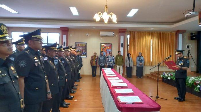 Sebanyak 43 Pejabat Administrasi, Pejabat Fungsional Keimigrasian Ahli Madya di Lingkungan Kementerian Hukum dan HAM Provinsi Sulawesi Tengah Dilantik, Kamis (19/10/2023).