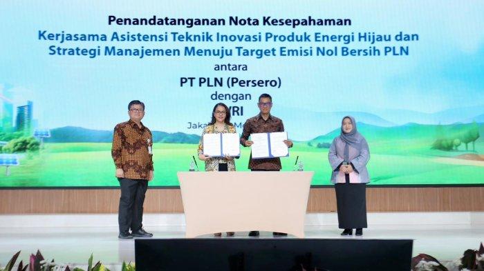 Peringatan Hari Bumi di Kantor Pusat PLN, Jakarta, beberapa waktu lalu. Kegiatan itu dihadiri Direktur Jenderal Pengendalian Perubahan Iklim, Kementerian Lingkungan Hidup dan Kehutanan (KLHK) Laksmi Dhewanthi serta Direktur Jenderal Ketenagalistrikan Kementerian ESDM Jisman P Hutajulu.