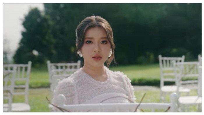 Lirik Lagu Tega Milik Tiara Andini, Berada di Puncak Musik Trending di