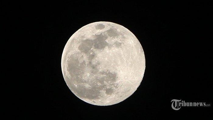 Malam nanti fenomena Supermoon akan berlangsung (19/2/2019), BMKG imbau lima wilayah ini lebih waspada.