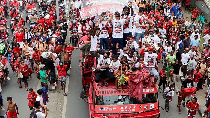 ILUSTRASI - Persipura Jayapura harus memupus harapannya untuk berlaga pada kompetisi Liga 1 musim depan pasca tidak melaju ke babak 12 besar Liga 2 2023/2024. Walau tidak masuk ke babak 12 besar, ada dua perwakilan dari Papua yang melenggang mulus. Dua klub tersebut adalah PSBS Biak dan Persewar Waropen.