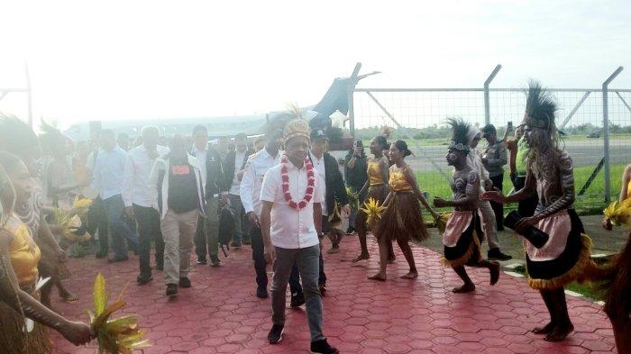 Menteri Investasi, Bahlil Lahadalia tiba di Merauke, Papua Selatan 