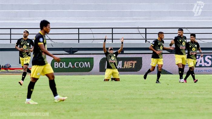 Barito Putera sukses meraih kemenangan 2-0 atas Persik Kediri dalam laga pekan ke-32 Liga 1 2021/2022 di Stadion Kapten I Wayan Dipta, Gianyar, Bali, Sabtu (19/3/2022).