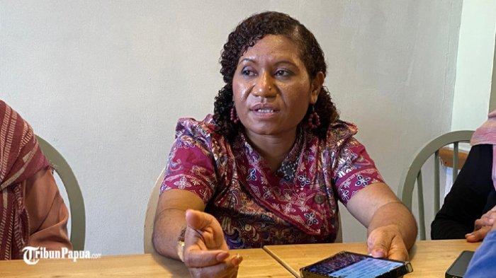 Ketua KPU Nabire, Salota Nelcy Martha Wartanoy.