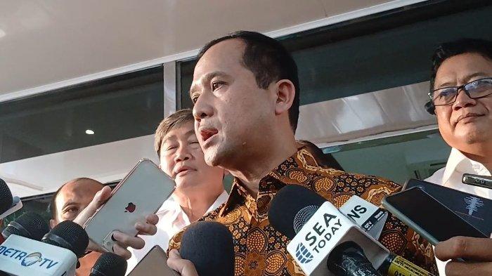 Menteri Transmigrasi Muhammad Iftitah Sulaiman Suryanagara saat ditemui di kantornya, Jakarta, Selasa (22/10/2024).