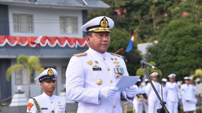 Antongan Simatupang adalah seorang Purnawirawan TNI-AL yang terakhir menjabat sebagai Staf Ahli Bidang Kedaulatan Wilayah dan Kemaritiman Kemenko Polhukam.