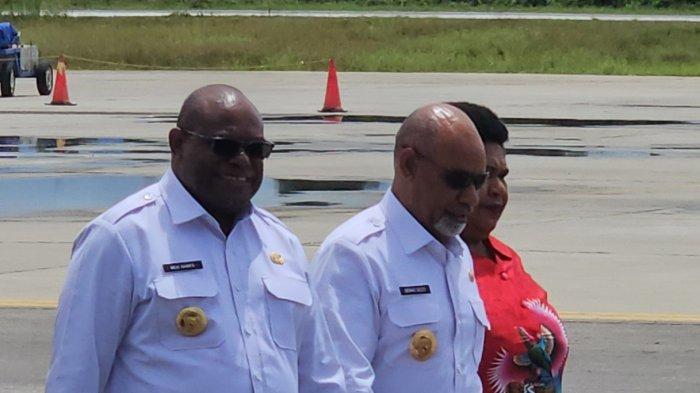 GUBERNUR TIBA - Gubernur Papua Tengah, Meki Nawipa dan Wakilnya, Deinas Geley akan melaksanakan sejumlah agenda di Kabupaten Nabire. Mereka akan melaksanakan apel perdana dan rapat bersama OPD.