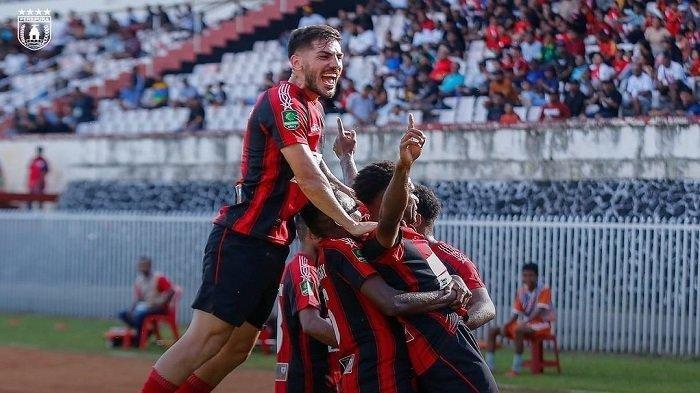 SELEBRASI - Persipura Jayapura akan melawan Rans Nusantara di Stadion Mandala, Kota Jayapura, Papua, Kamis (14/11/2024) dalam laga putaran kedua Grup 3 Liga 2. (dok: Ig @persipura)