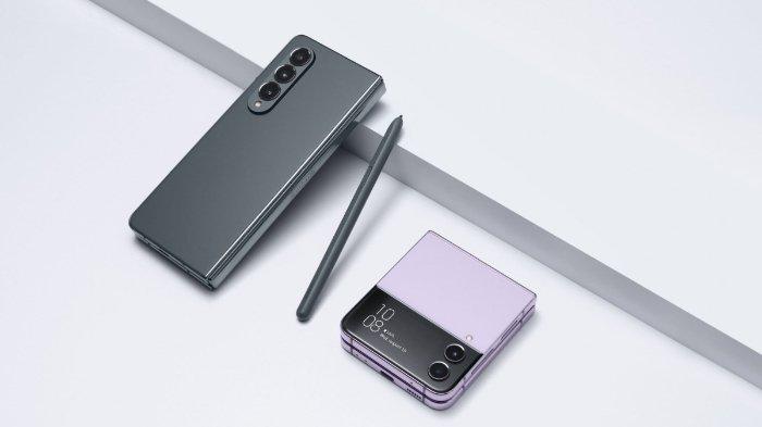 Samsung Galaxy Z Fold4 dengan Samsung Galaxy Z Flip4