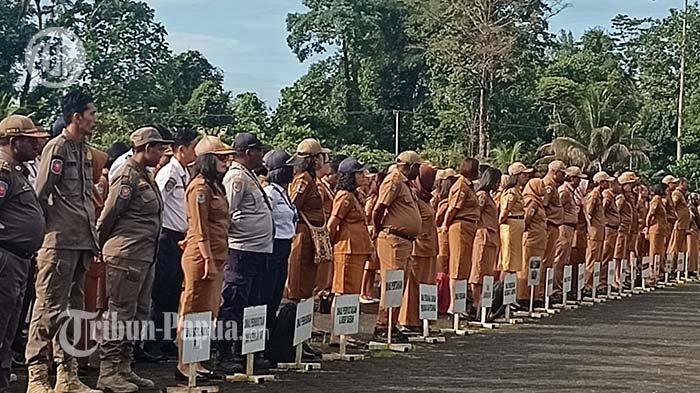  Suasana Apel Pagi di lingkup Pemerinah Kabupaten Mimika.