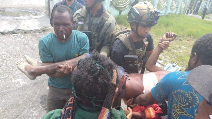 Kontak tembak terjadi antara aparat gabungan TNI-Polri kontra Kelompok Kriminal Bersenjata (KKB) di Kabupaten Intan Jaya, Provinsi Papua Tengah, Jumat (1/3/2024).