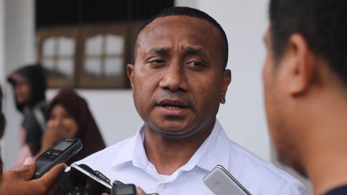 Anggota DPR RI Dapil Papua, Yan Permenas Mandenas.