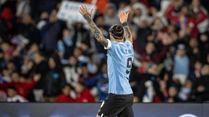 Darwin Nunez merayakan gol dalam pertandingan Uruguay vs Brasil Kualifikasi Piala Dunia 2026 zona Amerika Selatan di Estadio Centenario, Montevideo, Rabu (18/10/2023) pagi WIB. Tuan rumah unggul 1-0 pada babak pertama.