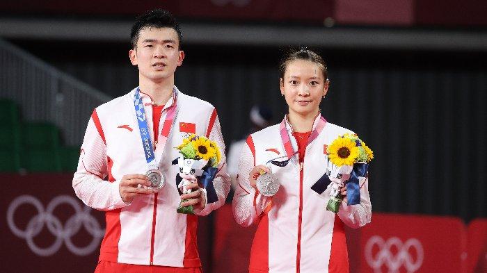 Pemain badminton ganda campuran China, Zheng Si Wei/Huang Ya Qiong.