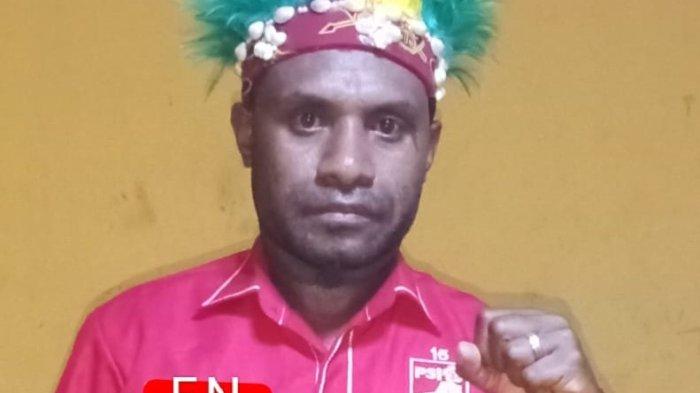 Ketua PSI Pegunungan Arfak Prenius Nuham