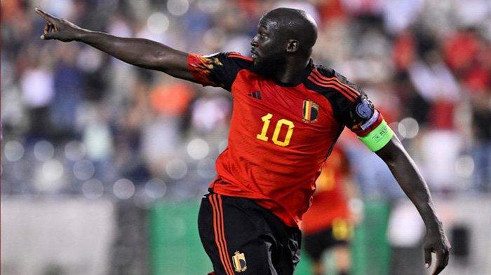 Striker Timnas Belgia, Romelu Lukaku, merayakan gol ke gawang Estonia di King Baudouin Stadium, Brusel, di grup F Kualifikasi Euro 2024. Lukaku mencetak brace dan 1 asis untuk kemenangan 5-0 Belgia, Rabu (13/09/2023) dini hari WIB.