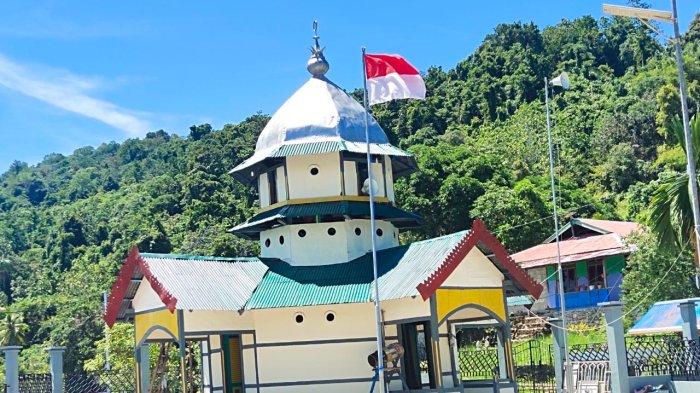 ISLAM DI PAPUA - Potret Masjid Tua Patimburak di Kampung Patimburak, Distrik Kokas, Kabupaten Fakfak Provinsi Papua Barat, Jumat (15/3/2024).