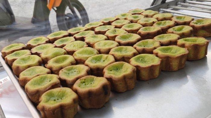 Bolu Kemojo mini tersaji di satu outlet Kemojo Keluarga, Jalan Delima, Kota Pekanbaru.