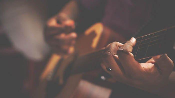 Lirik Lagu Batak Tangiang Ni Dainang Tagor Tampubolon - Tribunpekanbaru.com